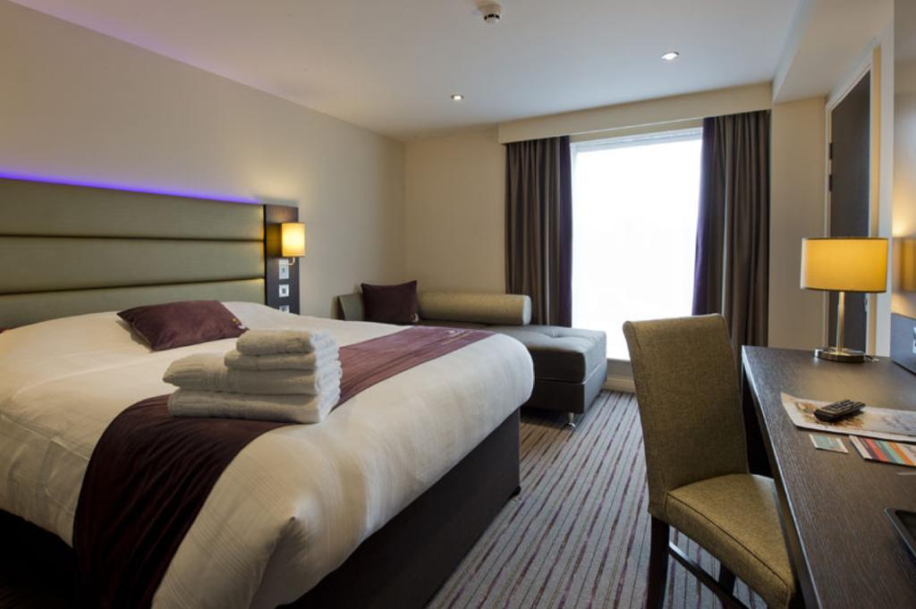 Premier Inn Uttoxeter Extérieur photo